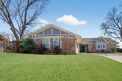 2215 Shady Meadow Court, Arlington, TX 76013 - Photo 3