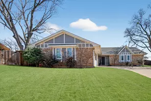 2215 Shady Meadow Ct, Arlington, TX 76013 - Photo 3