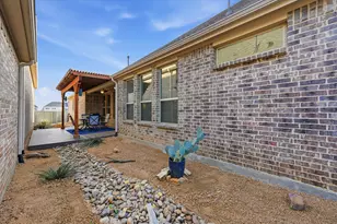 813 8th St, Argyle, TX 76226 - Photo 25