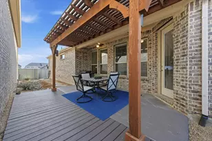 813 8th St, Argyle, TX 76226 - Photo 27