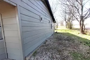 2084 Co Rd 4308, Greenville, TX 75401 - Photo 17