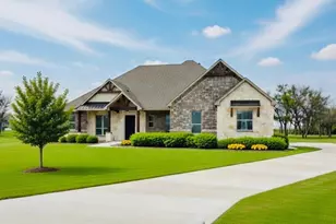 8400 Stallion Dr, Godley, TX 76044 - Photo 1