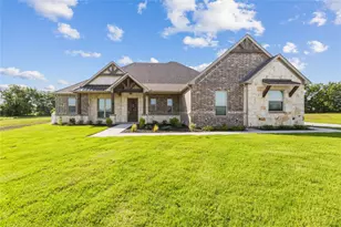 8400 Stallion Dr, Godley, TX 76044 - Photo 1