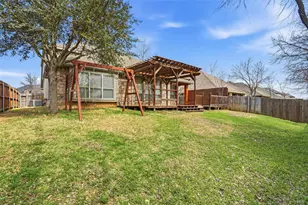 560 Vickie St, Crowley, TX 76036 - Photo 3