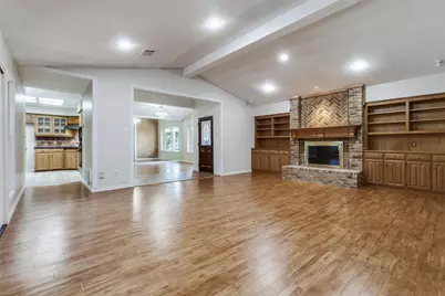 1905 Violet Circle, Richardson, TX 75080 - Photo 3