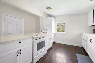 508 Lois Cir, Granbury, TX 76049 - Photo 11