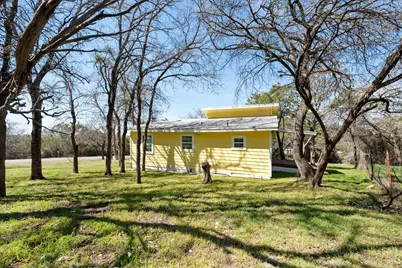 508 Lois Circle, Granbury, TX 76049 - Photo 35