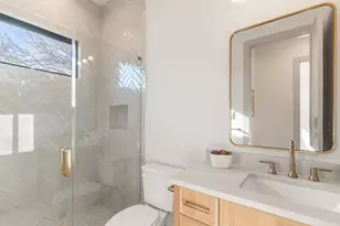 8931 San Fernando Way, Dallas, TX 75218 - Photo 31