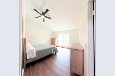 5914 Freemans Farm Street, San Antonio, TX 78233 - Photo 13