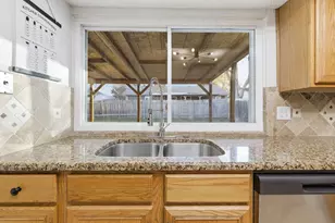 5914 Freemans Farm St, San Antonio, TX 78233 - Photo 13