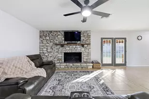 5914 Freemans Farm St, San Antonio, TX 78233 - Photo 17