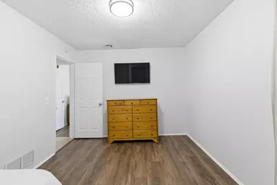 5914 Freemans Farm Street, San Antonio, TX 78233 - Photo 25