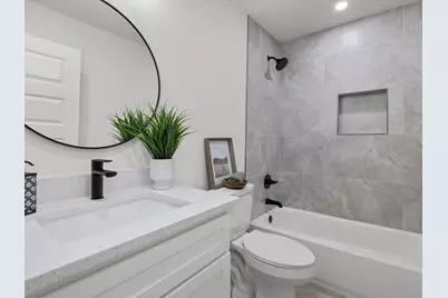 609 S Ayers Avenue, Fort Worth, TX 76103 - Photo 9