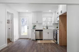 609 S Ayers Ave, Fort Worth, TX 76103 - Photo 5