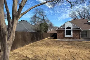 1906 Buffalo Bend Dr, Lewisville, TX 75067 - Photo 15