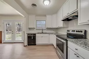 111 Joyce Dr, Argyle, TX 76226 - Photo 9