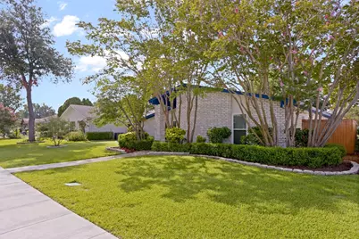 511 Woodhurst Drive, Coppell, TX 75019 - Photo 3