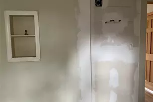 309 E Park Dr, Overton, TX 75684 - Photo 27