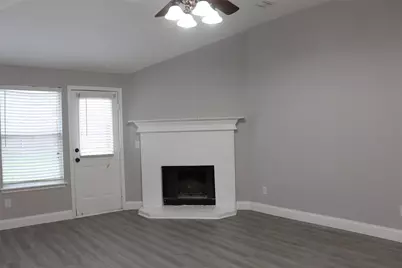 1425 Knottingham Drive, Little Elm, TX 75068 - Photo 3