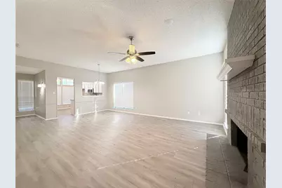 980 Mauve Drive, Lewisville, TX 75067 - Photo 5