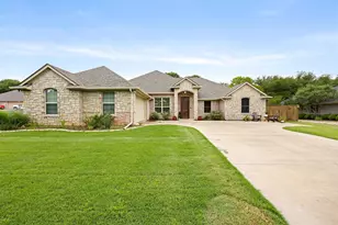8500 Auburn Ct, Granbury, TX 76049 - Photo 3