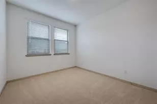 512 Parkside Dr, Argyle, TX 76226 - Photo 9