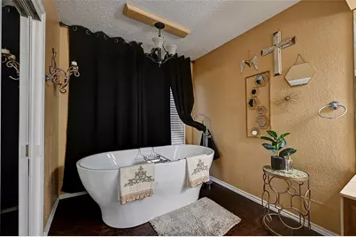 1916 Mill Run Drive, Arlington, TX 76006 - Photo 17