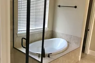 408 Paluxy Dr, Irving, TX 75039 - Photo 19