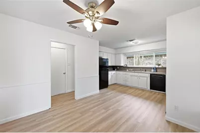 1709 Princeton Drive, Arlington, TX 76015 - Photo 17