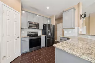 9001 Eagle Dr, Providence Village, TX 76227 - Photo 9