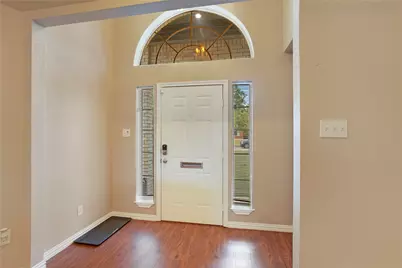 2004 Cedar Crest Boulevard, Dallas, TX 75203 - Photo 3