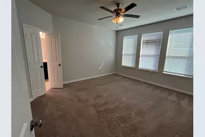 804 Peaceful Brook Drive, Fort Worth, TX 76140 - Photo 7