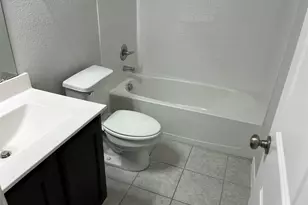 804 Peaceful Brk Dr, Fort Worth, TX 76140 - Photo 9