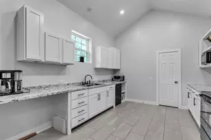 1804 Tammy St, Hawk Cove, TX 75474 - Photo 7