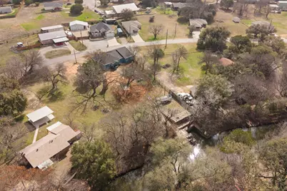 2808 Sky Harbour Drive, Granbury, TX 76049 - Photo 31