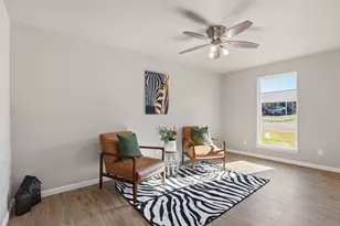 2808 Sky Harbour Dr, Granbury, TX 76049 - Photo 15