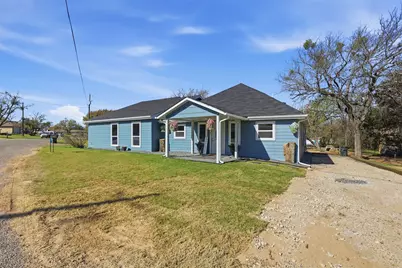 2808 Sky Harbour Drive, Granbury, TX 76049 - Photo 29
