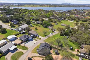 2808 Sky Harbour Dr, Granbury, TX 76049 - Photo 5