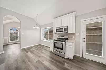 9129 River Trails Boulevard, Fort Worth, TX 76118 - Photo 11