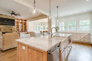 115 Lantana Ct, Poolville, TX 76487 - Photo 13