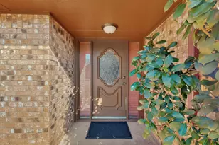 922 S Greenstone Ln, Duncanville, TX 75137 - Photo 3