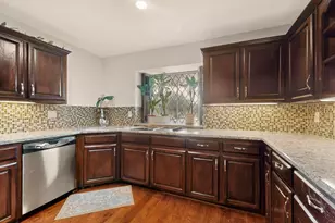 922 S Greenstone Ln, Duncanville, TX 75137 - Photo 7