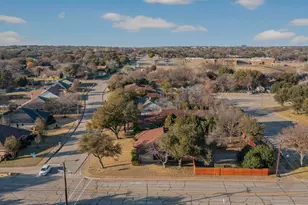 922 S Greenstone Ln, Duncanville, TX 75137 - Photo 35