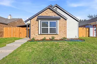 2810 Harvest Lake Dr, Irving, TX 75060 - Photo 1