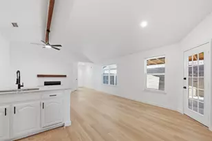 2810 Harvest Lake Dr, Irving, TX 75060 - Photo 7