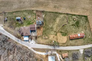 799 Co Rd 1596, Alvord, TX 76225 - Photo 17