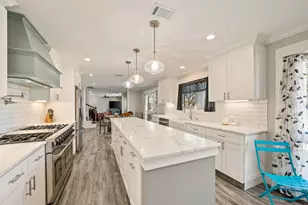 3905 Shady Creek Dr, Euless, TX 76040 - Photo 11