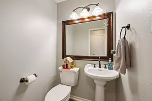 3905 Shady Creek Dr, Euless, TX 76040 - Photo 17