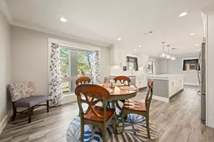 3905 Shady Creek Dr, Euless, TX 76040 - Photo 9