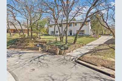 3905 Shady Creek Drive, Euless, TX 76040 - Photo 3